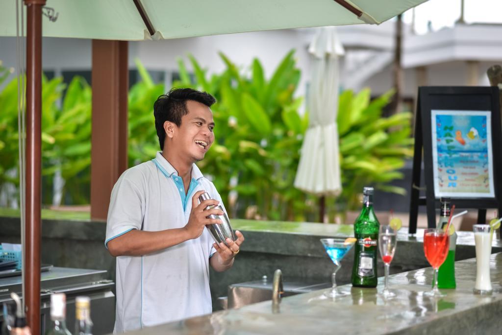 Fishermens Harbour Urban Resort - Sha Extra Plus Patong Dış mekan fotoğraf